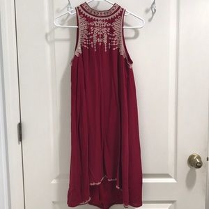 red and gold sleeveless dress